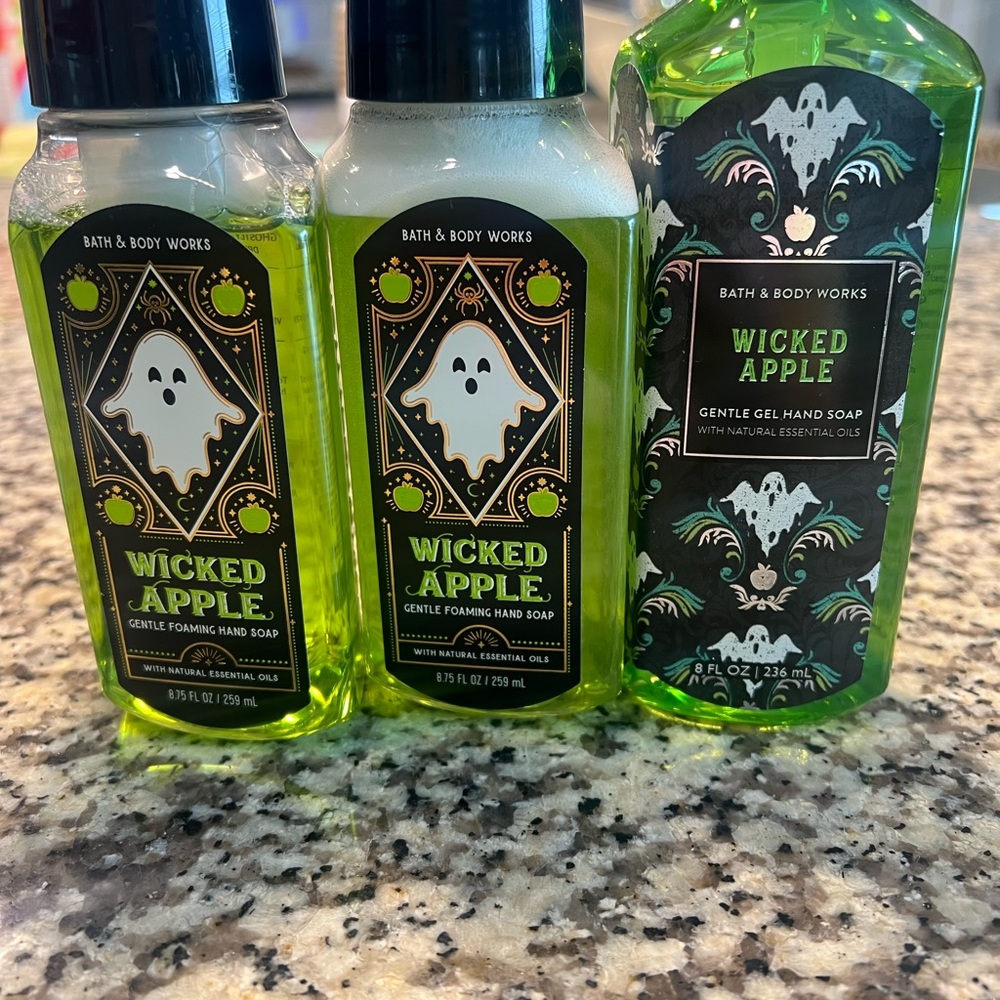 Bath & Body Works Green Hand Soap Collection